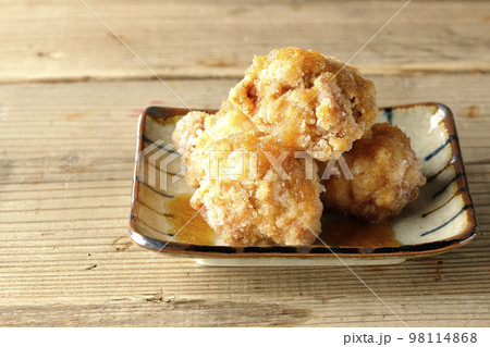 鶏の竜田揚げにおろしポン酢かけ 鶏の竜田揚げにおろしポン酢かけ 98114868