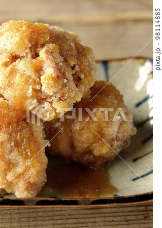 鶏の竜田揚げにおろしポン酢かけ 98114885