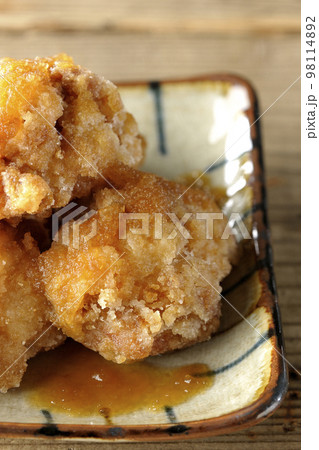 鶏の竜田揚げにおろしポン酢かけ 鶏の竜田揚げにおろしポン酢かけ 98114892