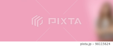 Cutiour thoughtful charming young caucasian female dress-up party night-out look up thinking dreaming, have idea consider were go, standing pleased upbeat ready have fun all night, pink background Cutiour thoughtful charming young caucasian female dress-up party night-out look up thinking dreaming, have idea consider were go, standing pleased upbeat ready have fun all night, pink background 98115624