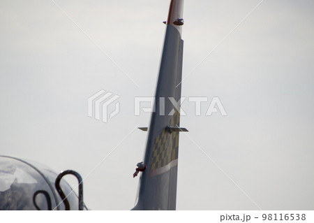 航空自衛隊のT-4練習機の垂直尾翼 航空自衛隊のT-4練習機の垂直尾翼 98116538