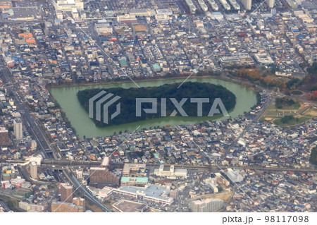 上石津ミサンザイ古墳（履中天皇陵・航空写真） 98117098