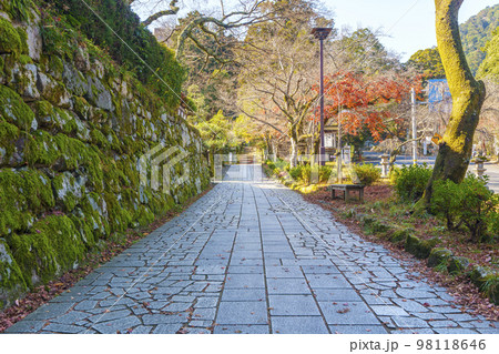 石畳の町 坂本(滋賀県大津市坂本) 石畳の町 坂本(滋賀県大津市坂本) 98118646