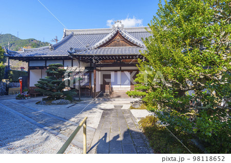 延暦寺里坊の律院　庫裡（滋賀県大津市坂本） 98118652