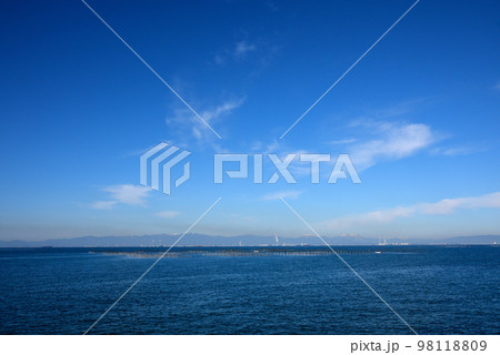 常滑市から見る鈴鹿の山々 常滑市から見る鈴鹿の山々 98118809