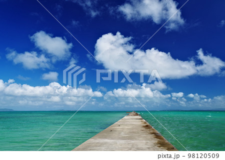 沖縄県黒島伊古桟橋 98120509