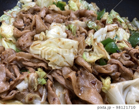 家庭で食べる肉野菜炒め 家庭で食べる肉野菜炒め 98121710
