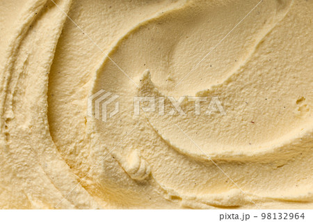 homemade vanilla and banana ice cream 98132964