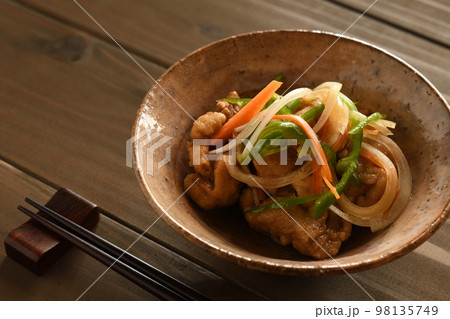 鶏の南蛮漬け 98135749