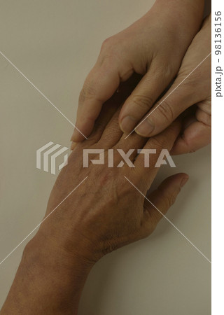 介護のイメージ 98136156
