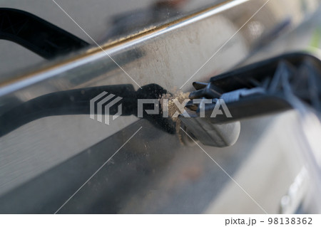 リヤワイパーの付け根の汚れ リヤワイパーの付け根の汚れ 98138362