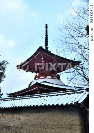 慈尊院(高野山町石道の出発点、多宝塔) 【和歌山県九度山町】 98139315