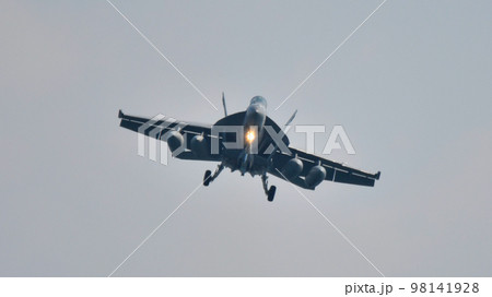 F/A-18D戦闘攻撃機 98141928
