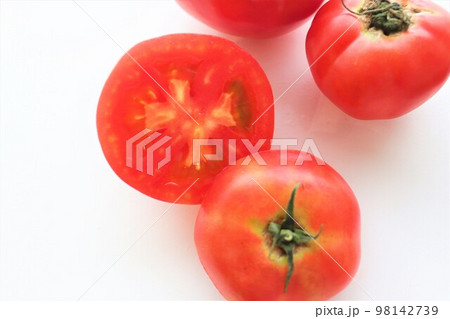 新鮮野菜トマトの断面 新鮮野菜トマトの断面 98142739