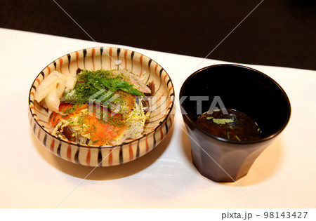 祇園 祇園花見小路 祇園割烹 正月料理 京料理 日本料理 懐石料理 和風懐石 和食 懐石コース 祇園 祇園花見小路 祇園割烹 正月料理 京料理 日本料理 懐石料理 和風懐石 和食 懐石コース 98143427