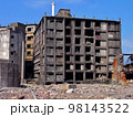 いつ壊れるか分からない、国内最古の鉄筋コンクリート造アパート「30号棟」 98143522