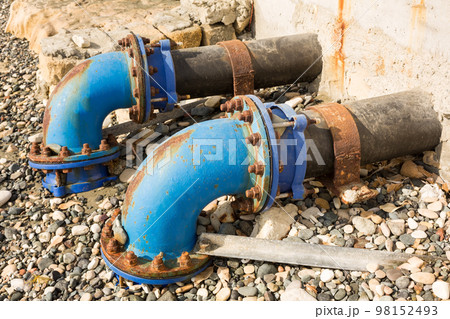 Sewer pipes 98152493