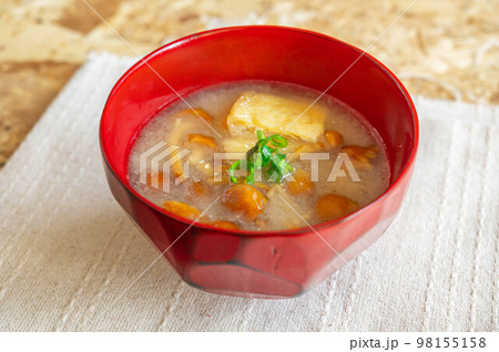 家庭料理 なめこの味噌汁 家庭料理 なめこの味噌汁 98155158