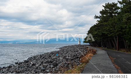 西伊豆から見た駿河湾 98166381