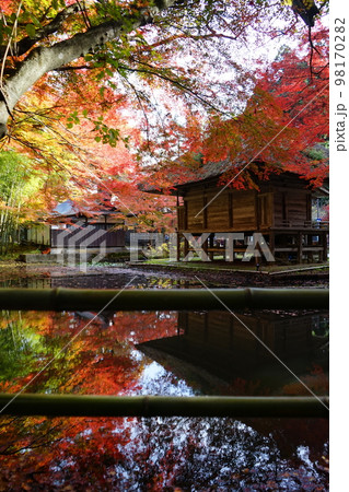 世界遺産中尊寺 弁財天堂 世界遺産中尊寺 弁財天堂 98170282