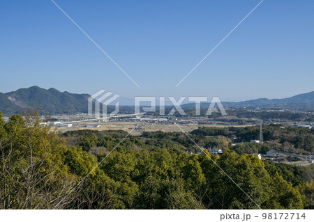 玉名市蛇ヶ谷公園から見える玉名市の町の風景 98172714