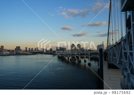レインボーブリッジからの夕景3 98175692