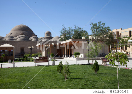 Trade domes, bazaar in the city of Bukhara in Uzbekistan. 05.05.2019 98180142