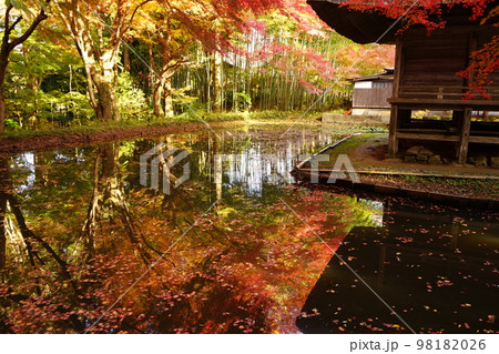 世界遺産中尊寺 弁財天堂 世界遺産中尊寺 弁財天堂 98182026