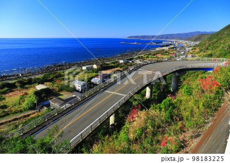 【高知県】晴天の室戸スカイライン 98183225