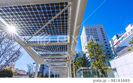 日本の川崎都市景観 冬晴れが続く…春のような陽気。川崎駅やチネチッタ(画面左)などを望む=1月3日 日本の川崎都市景観 冬晴れが続く…春のような陽気。川崎駅やチネチッタ(画面左)などを望む=1月3日 98183689