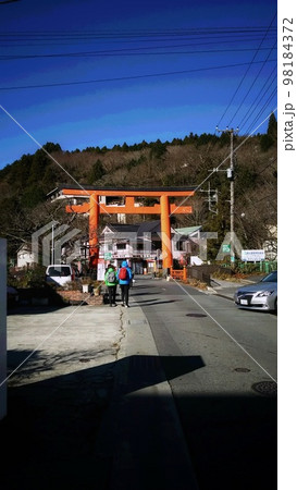 元箱根 箱根神社への道 元箱根 箱根神社への道 98184372