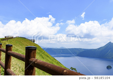 摩周湖第3展望台より望む 摩周湖第3展望台より望む 98185104