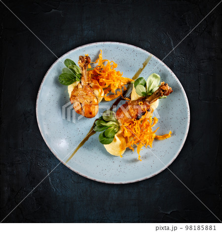 Roasted chicken drumsticks Roasted chicken drumsticks 98185881