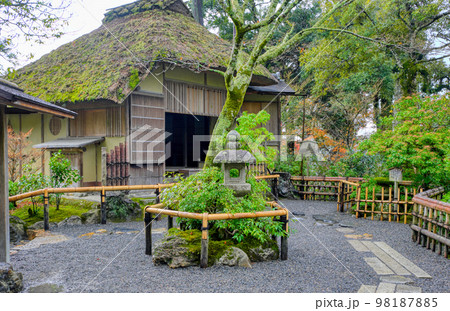 京都、鹿苑寺の夕佳亭 京都、鹿苑寺の夕佳亭 98187885