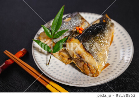 ニシンの塩焼き 98188852