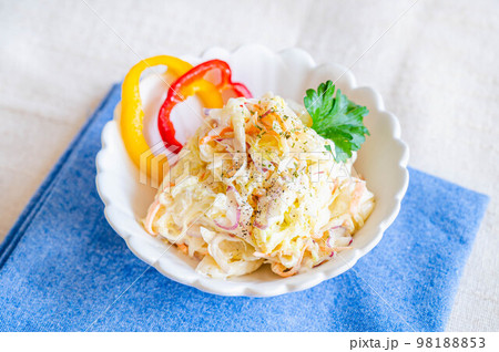 キャベツのサラダ　コールスロー 98188853