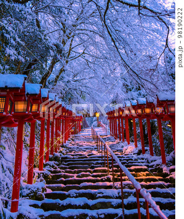 貴船神社　雪景色 98190222