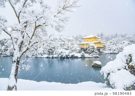 出口対石　金閣寺雪景色 出口対石 金閣寺雪景色 出口対石 金閣寺雪景色 2025年2月
