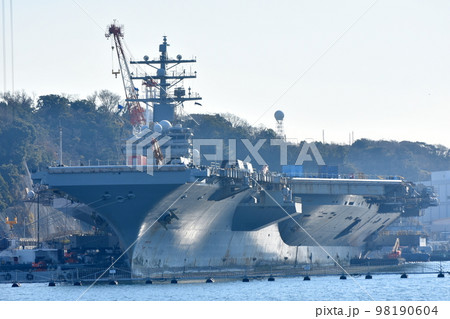 米軍空母　ロナルド・レーガン 98190604