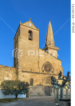 San Pedro church, Olite, Spain 98190761