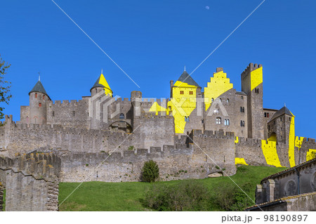 Cite de Carcassonne, France 98190897