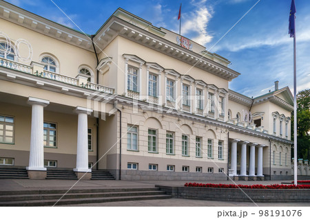 Presidential Palace, Vilnius, Lithuania Presidential Palace, Vilnius, Lithuania 98191076