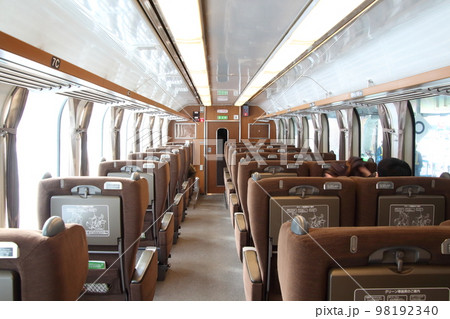 特急大雪号(キハ183系後期型:ハイデッカーグリーン車内) 特急大雪号(キハ183系後期型:ハイデッカーグリーン車内) 98192340