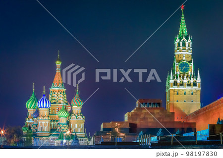 St. Basils Cathedral at dramatic dawn in Moscow, Russia St. Basils Cathedral at dramatic dawn in Moscow, Russia 98197830