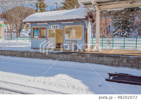 【簗場駅】待合所とプラットホーム【大糸線】 98202072