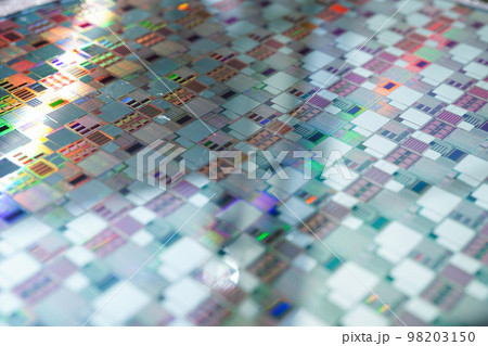 Silicon wafer for manufacturing semiconductor of integrated circuit. Silicon wafer for manufacturing semiconductor of integrated circuit. 98203150