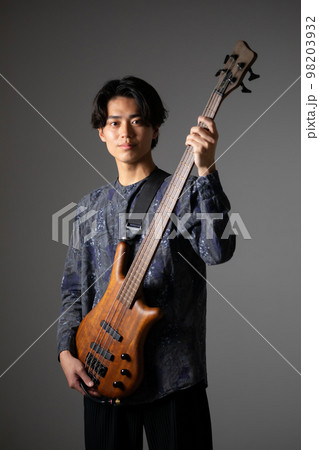 男性 ミュージシャン ライブ 男性 ミュージシャン ライブ 98203932