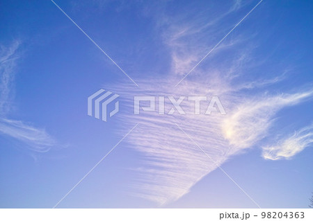 青空と雲イメージ 青空と雲イメージ 98204363