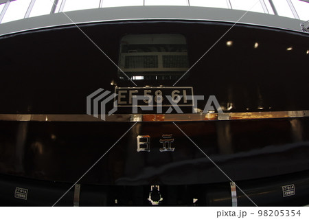 鉄道博物館のEF58 61 側面ナンバープレート 98205354