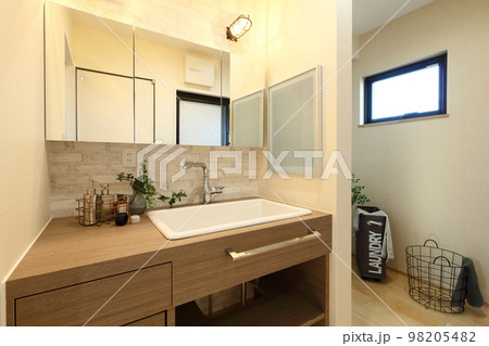 デザイナーズハウス お洒落な洗面脱衣室 デザイナーズハウス お洒落な洗面脱衣室 98205482